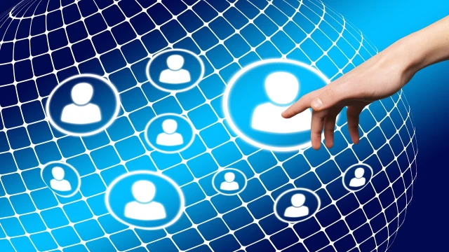 crm-sistema-pod-klyuch-tolko-nuzhnye-funkcii-bez-lishnego